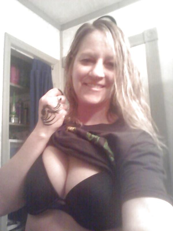 22P Hot and naughty amateur milf