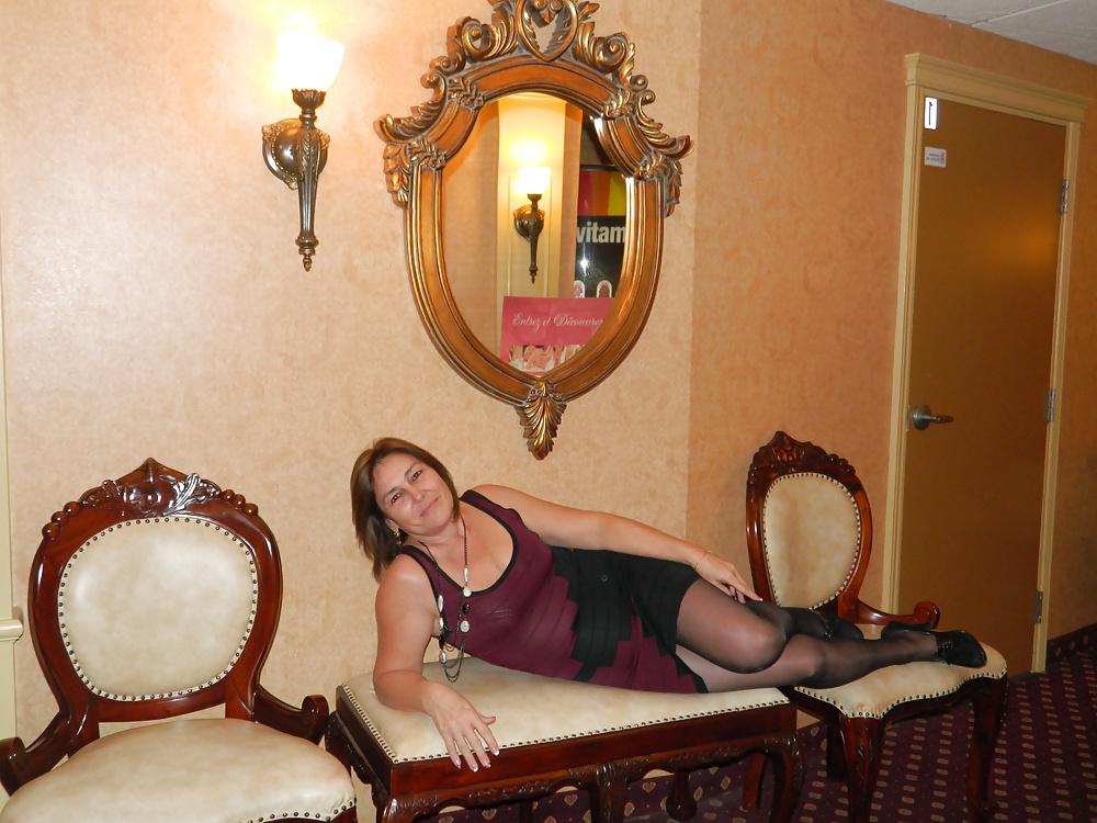 21P Amateur milf