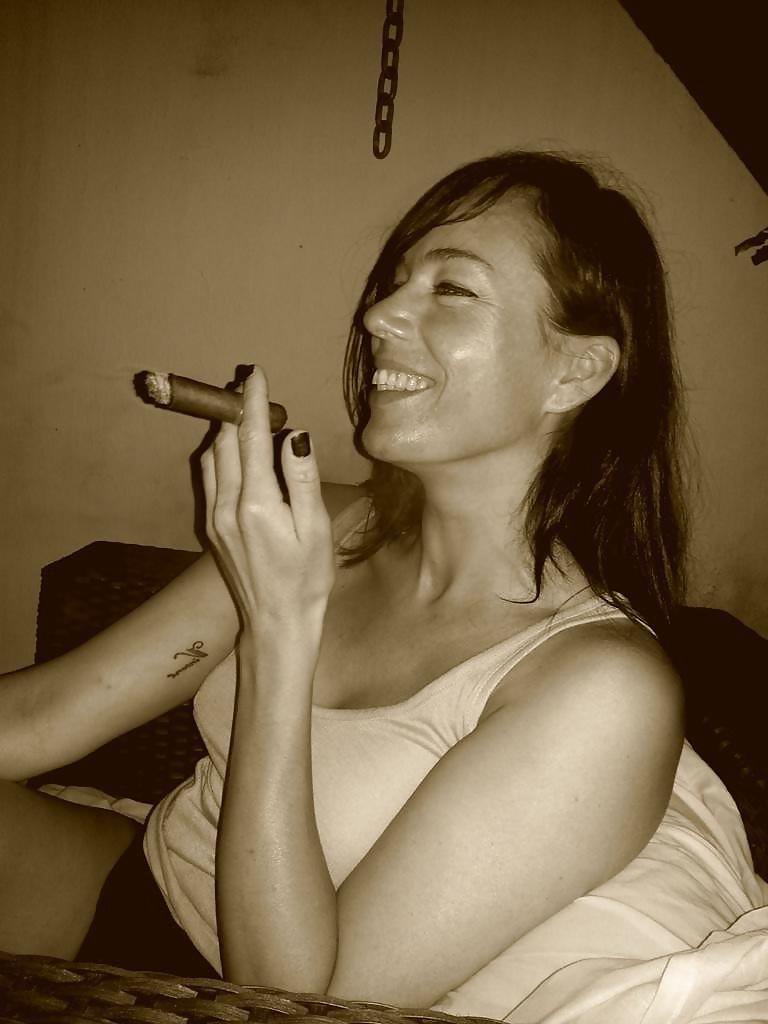 25P Sexy Swiss MILF