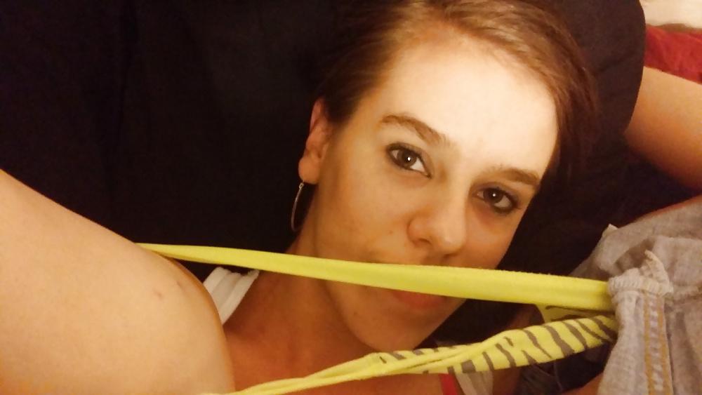 25P Teen Feet Girl Tamara Asser is to make love