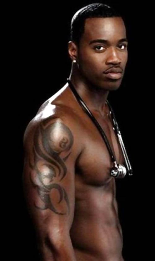 25P Black guys to please the white girls