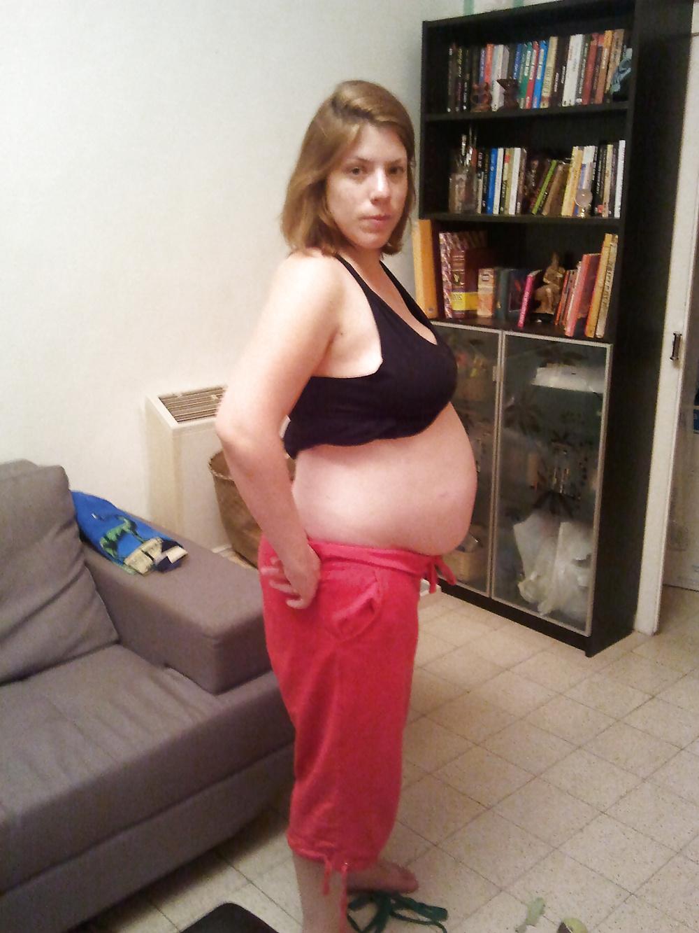 25P Amateur red milf