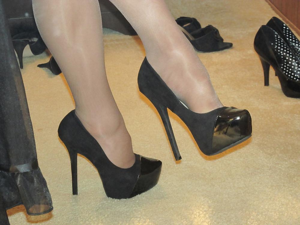 16P My feet in Nylons and Heels for BBC