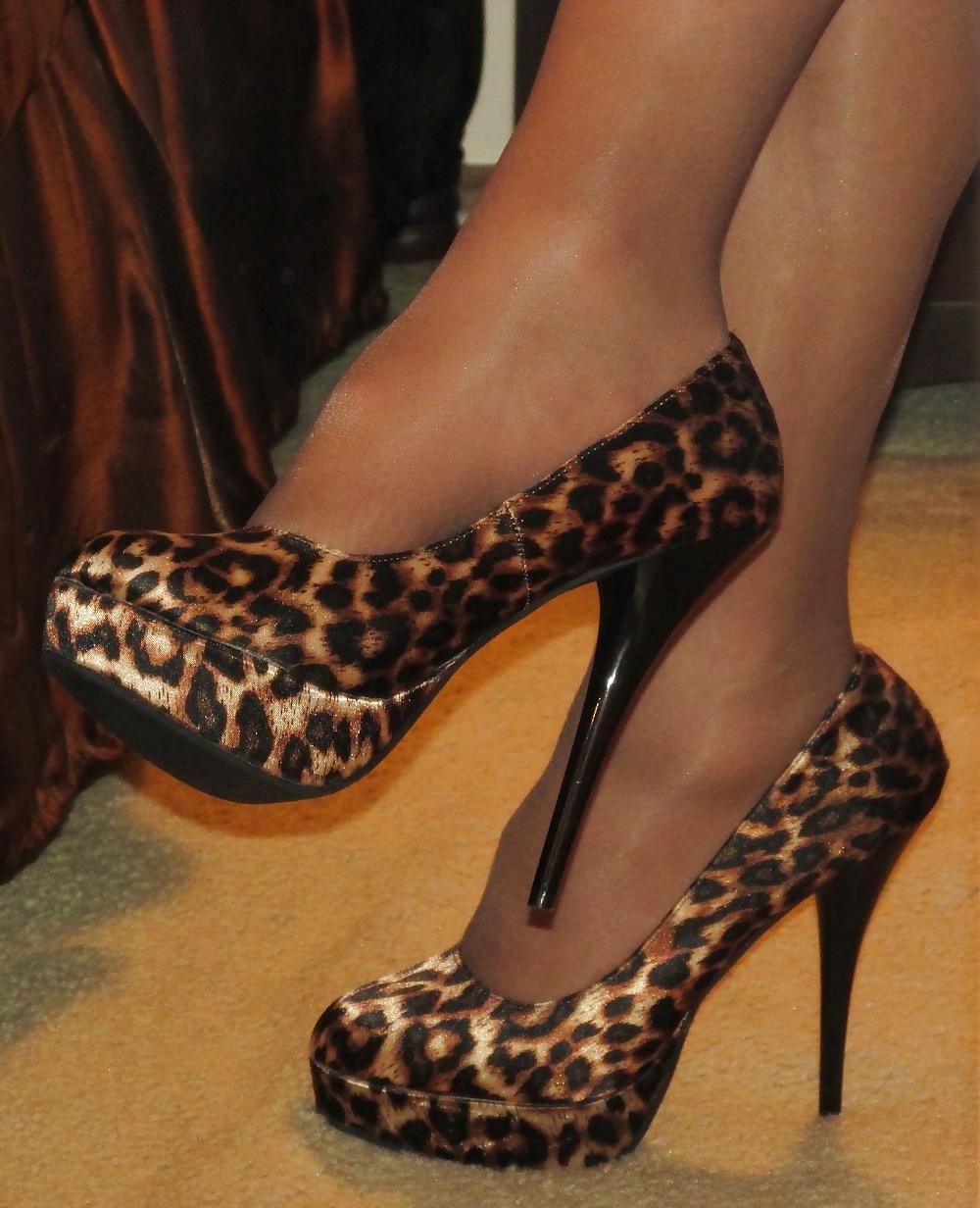 16P My feet in Nylons and Heels for BBC