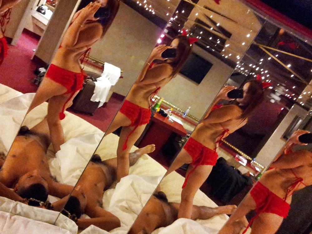 17P Latin couple motel fun
