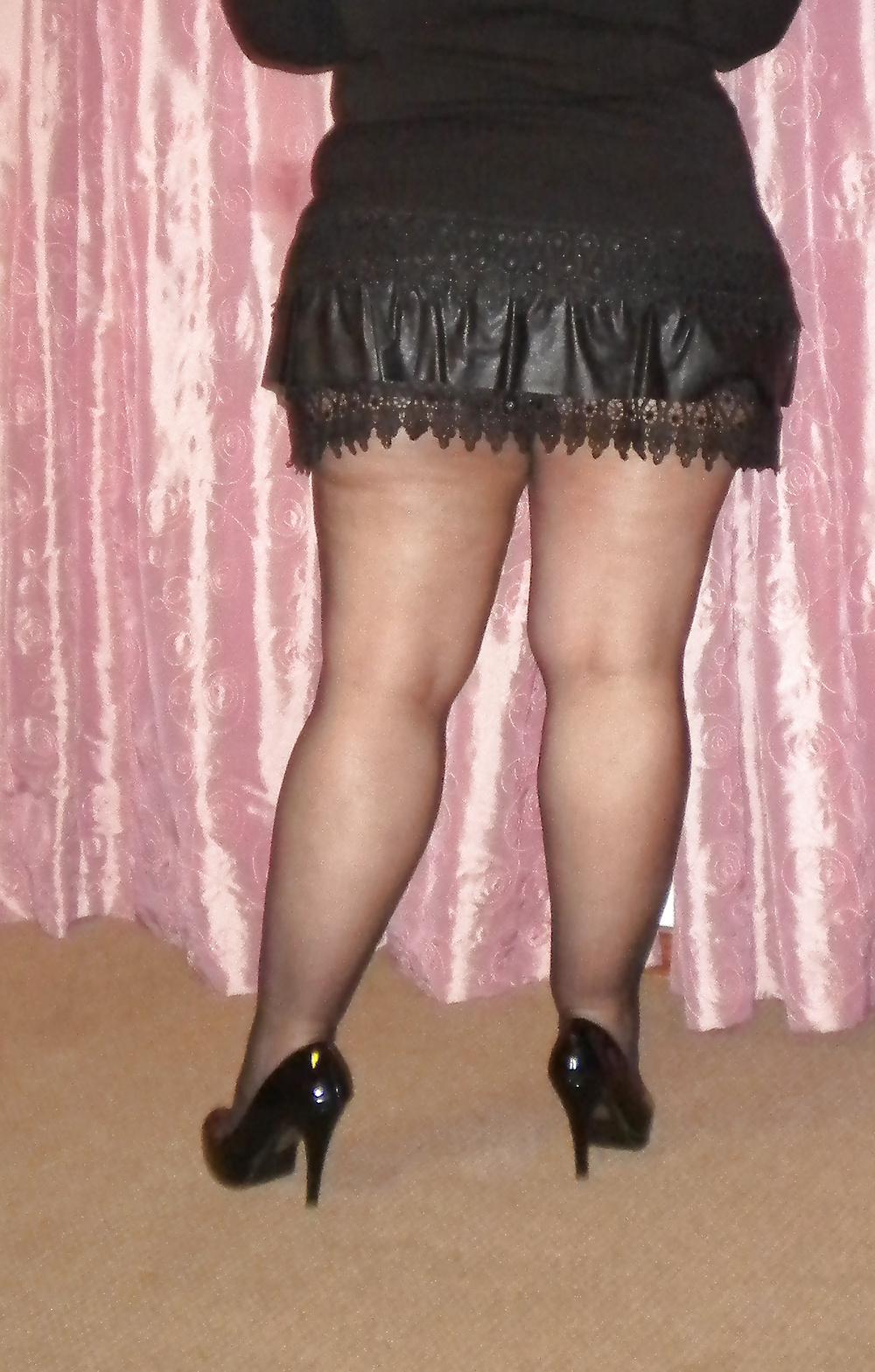 17P Legs and ass in pantyhose