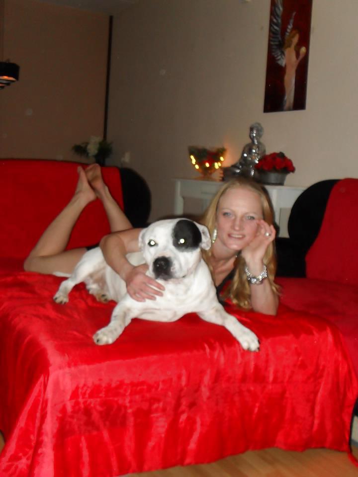 16P Dutch amateur MILF Bernadette