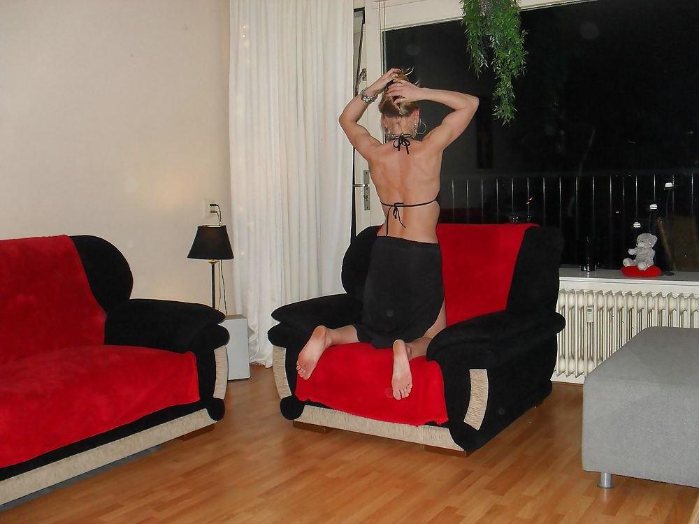 16P Dutch amateur MILF Bernadette