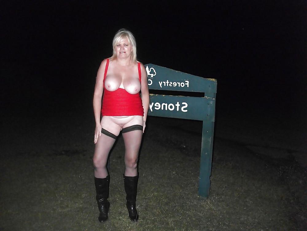 16P UK Amateur Slut Milf Samantha 45