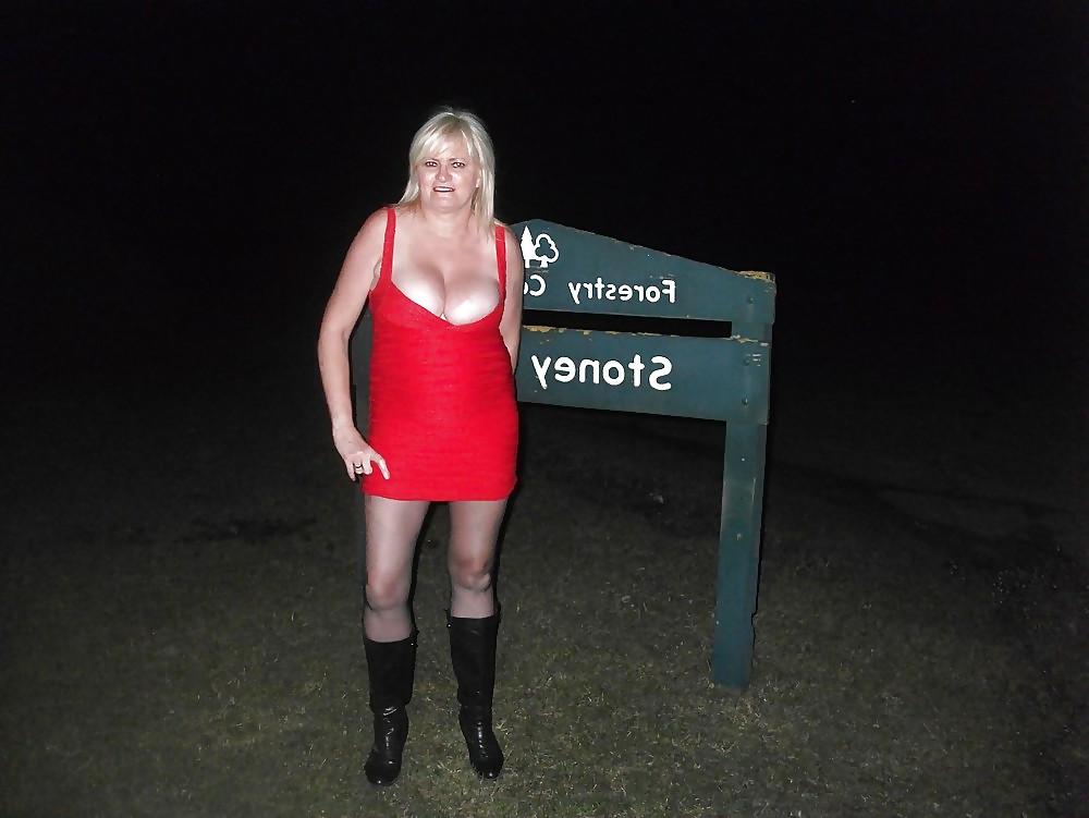16P UK Amateur Slut Milf Samantha 45
