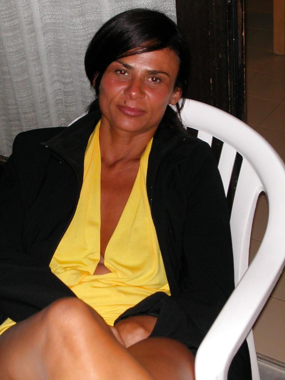 25P Lesbian mature swinger2