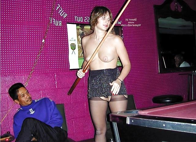 12P Bar Slut Milf