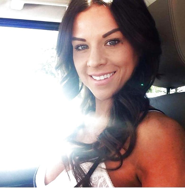 25P Snowbunny Trouble: NFL Star BANGS Teammates Wife!