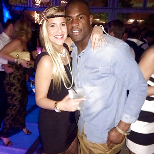 25P Snowbunny Trouble: NFL Star BANGS Teammates Wife!