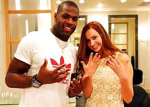 25P Snowbunny Trouble: NFL Star BANGS Teammates Wife!