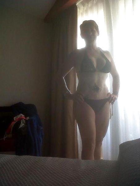 11P Milf, Slut, Amateur photos