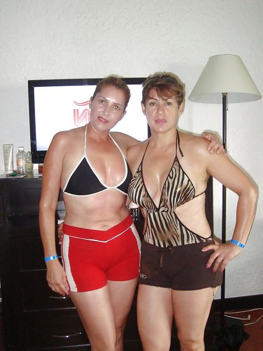 11P Milf, Slut, Amateur photos