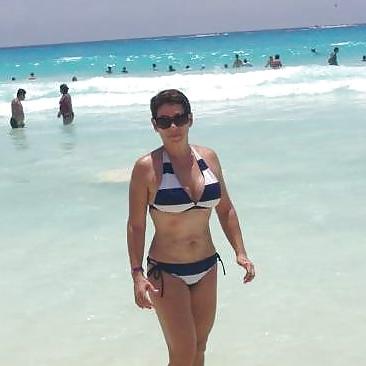 11P Milf, Slut, Amateur photos