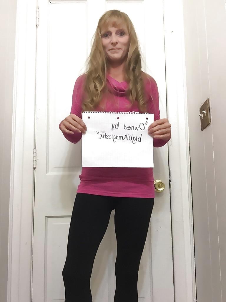 9P My Slut Cora