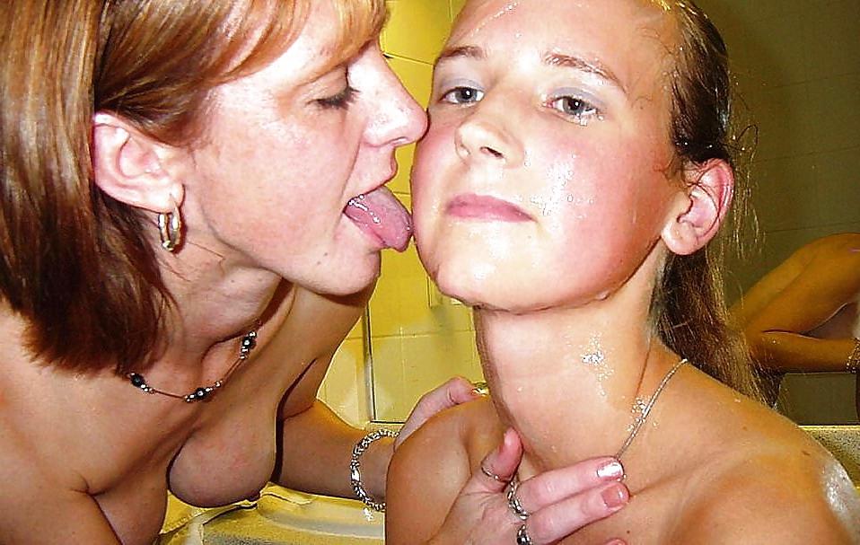 25P Older Women & Their Younger Lesbian Lovers 4