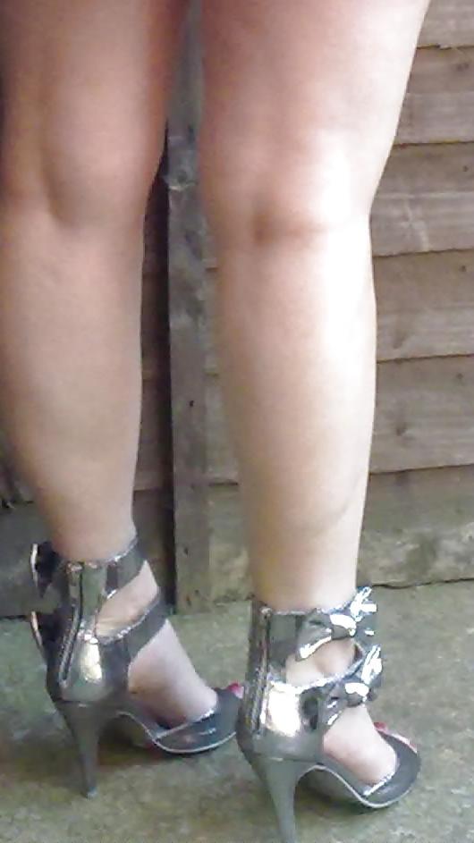 24P SLUTTY AMY 1988 - NEW FANTASY CAPTIONS 02.06.11