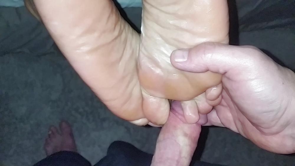 5P Some toe fucking