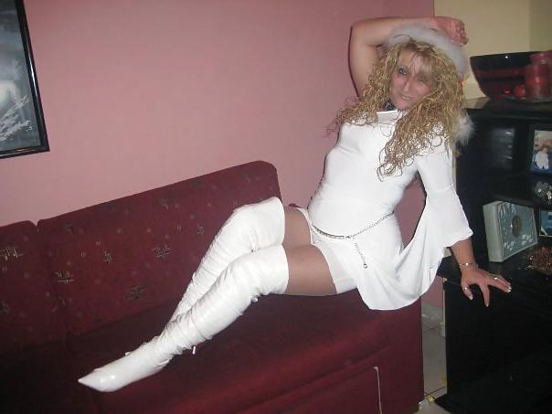 24P Greek amateur milf