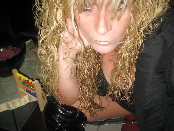 24P Greek amateur milf
