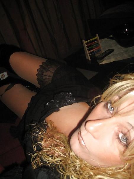 24P Greek amateur milf