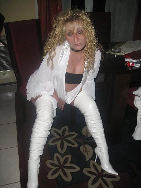 24P Greek amateur milf