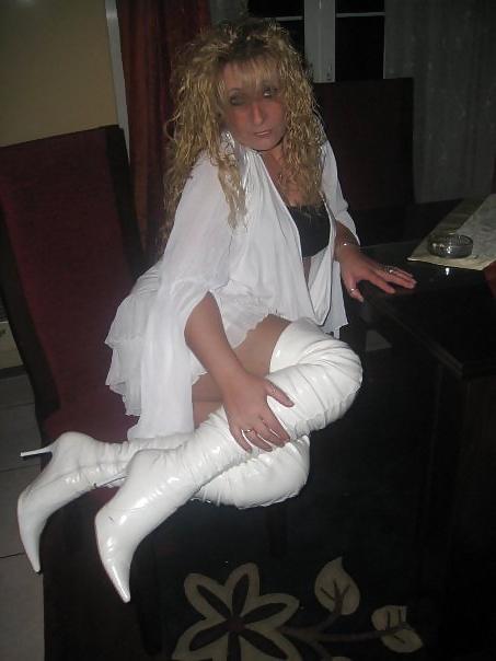 24P Greek amateur milf