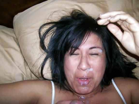 22P Slutty Amateur Milf