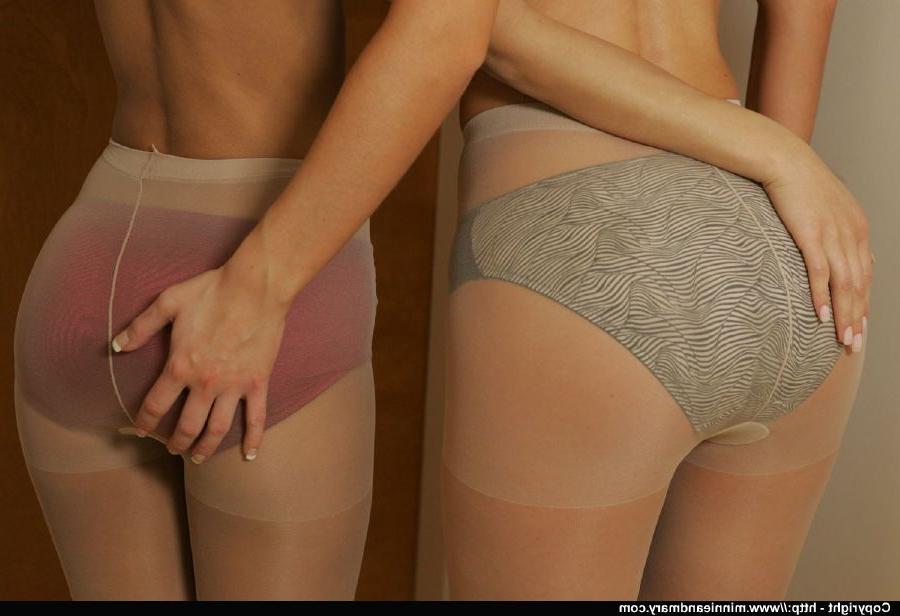 12P Amateur babes exposing their sexy butts covered with panties and pantyhose