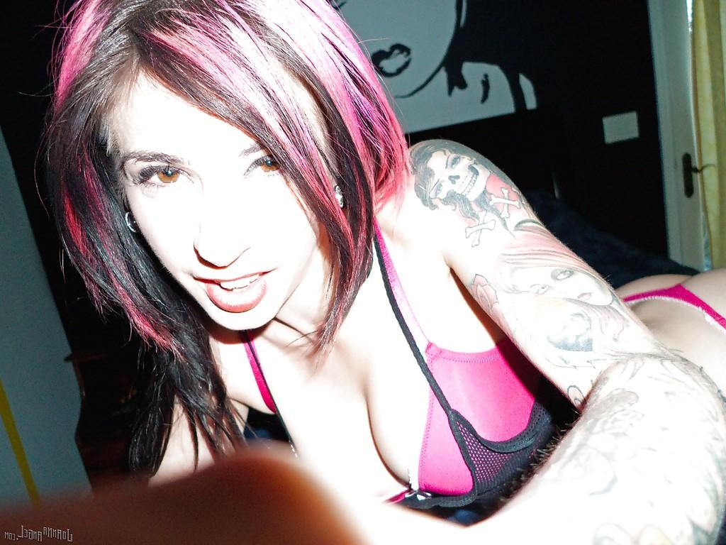 16P Sweet amateur milf Joanna Angel is taking self shots while naked