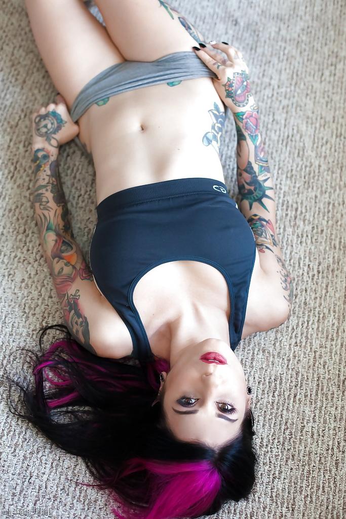 16P Amateur MILF model Joanna Angel showing off tattoos and nice butt