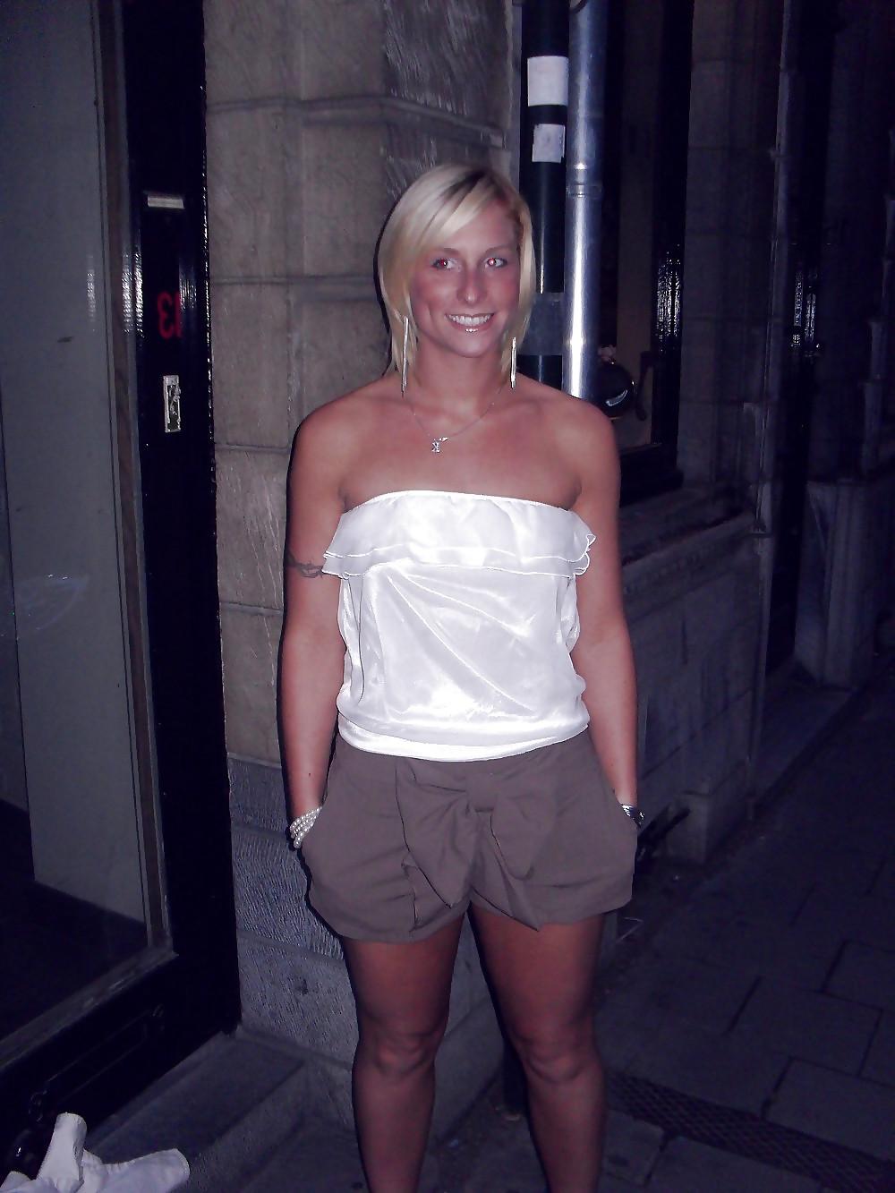 20P UK Amateur Milf Blonde