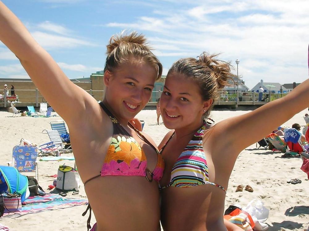 25P Lesbian Girls on Beach