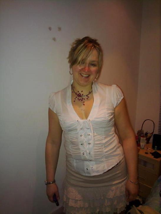 23P UK Amateur Milf Rachel