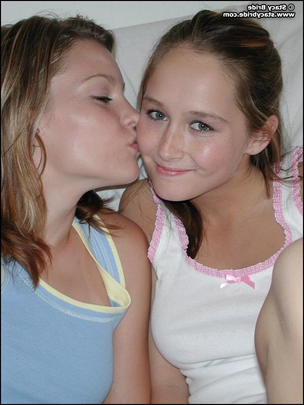 20P Pictures of two horny lesbian coeds