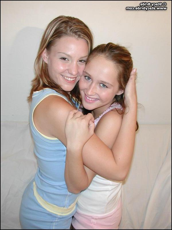 20P Pictures of two horny lesbian coeds
