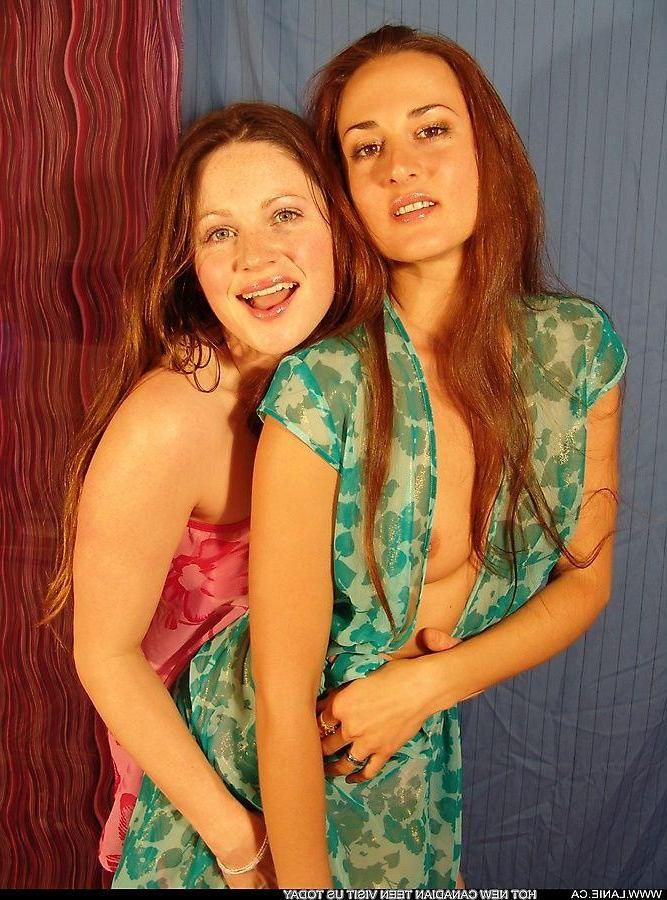 20P Pictures of Lanie.ca enjoying some lesbian action from Vicki Model