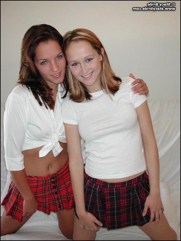 20P Pictures of two lesbian schoolgirls making out