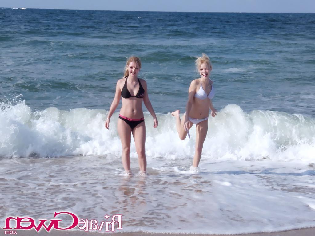 16P Pictures of teen Private Gwen making out with her girlfriend on a beach