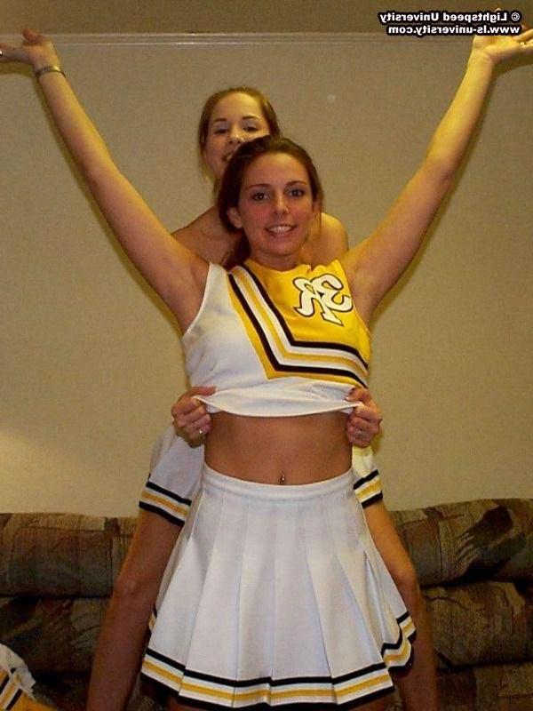 15P Pictures of 2 amateur cheerleaders having some fun