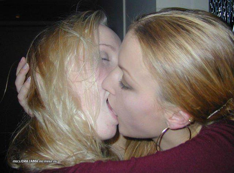 14P Compilation of horny lesbian lovers making out on cam