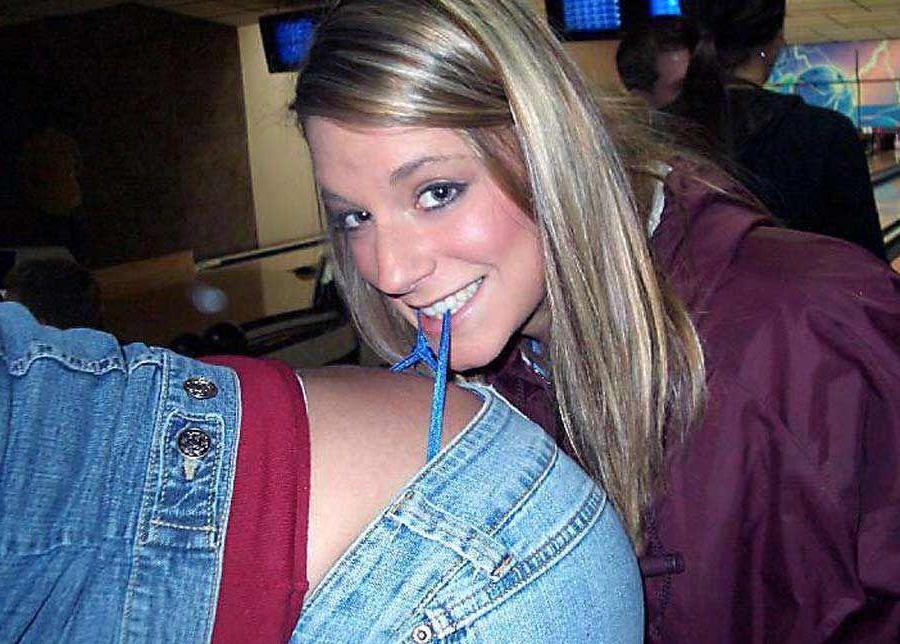 16P Pictures of hot girlfriends going lesbian