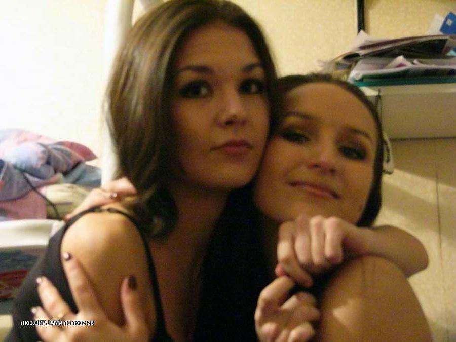 16P Pictures of two lesbian hotties going at it