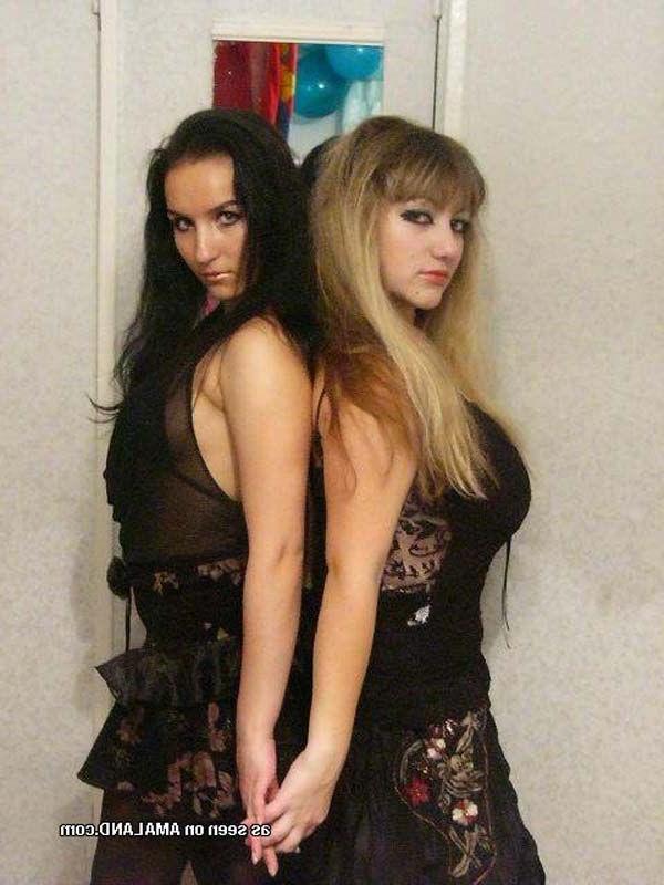 16P Pictures of two lesbian hotties going at it