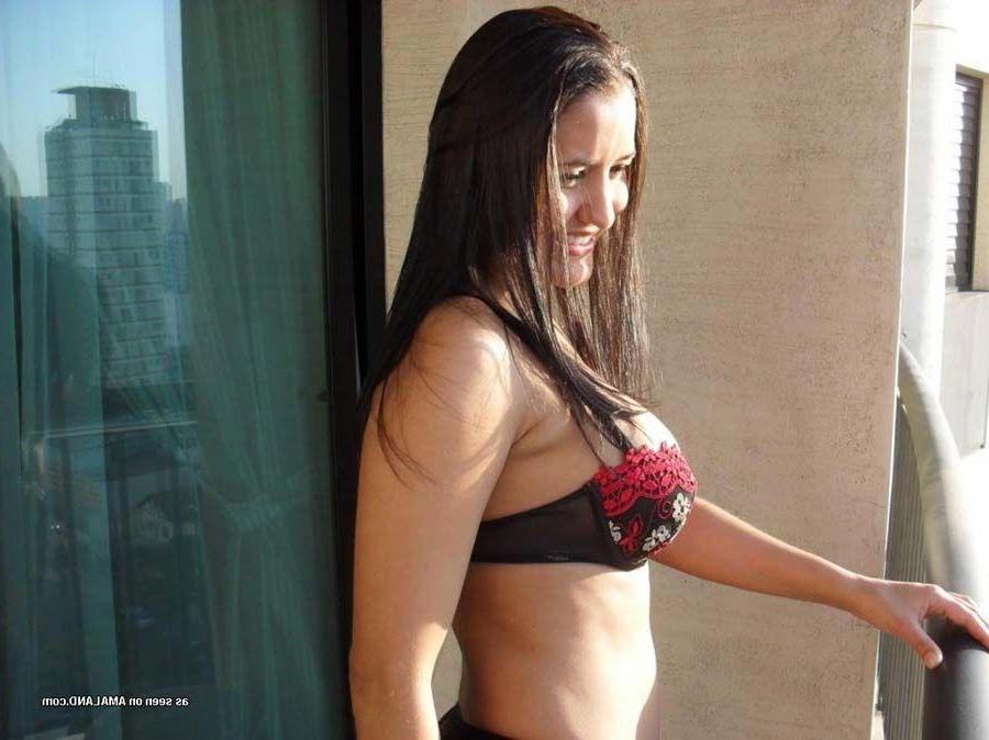15P Pictures of wild girlfriends going lesbian