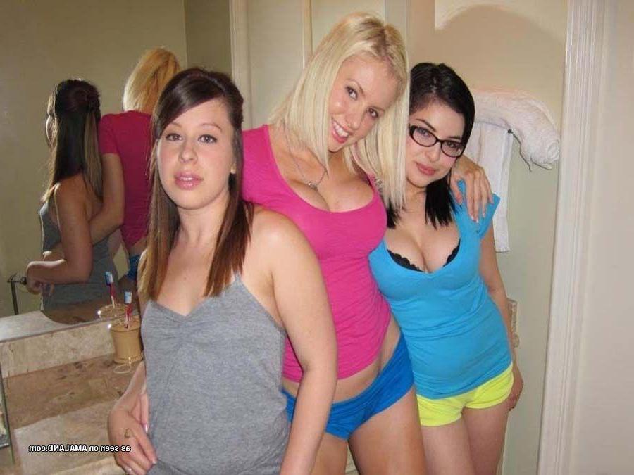 16P Pictures of stunning girlfriends going lesbian